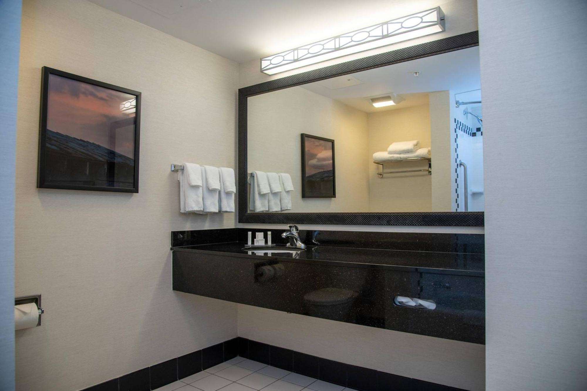 Fairfield Inn & Suites Lewisburg Eksteriør billede